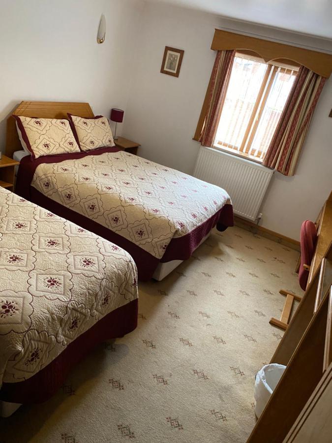 Bessemer Hotel Merthyr Tydfil Kültér fotó